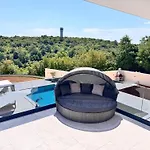 Lustria Villa Labin (Istria)