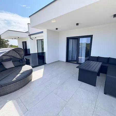 Villa Lustria Labin (Istria)